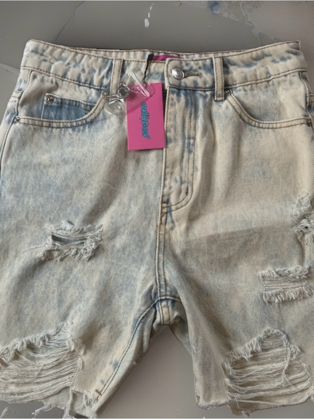Edikted Jean Shorts New